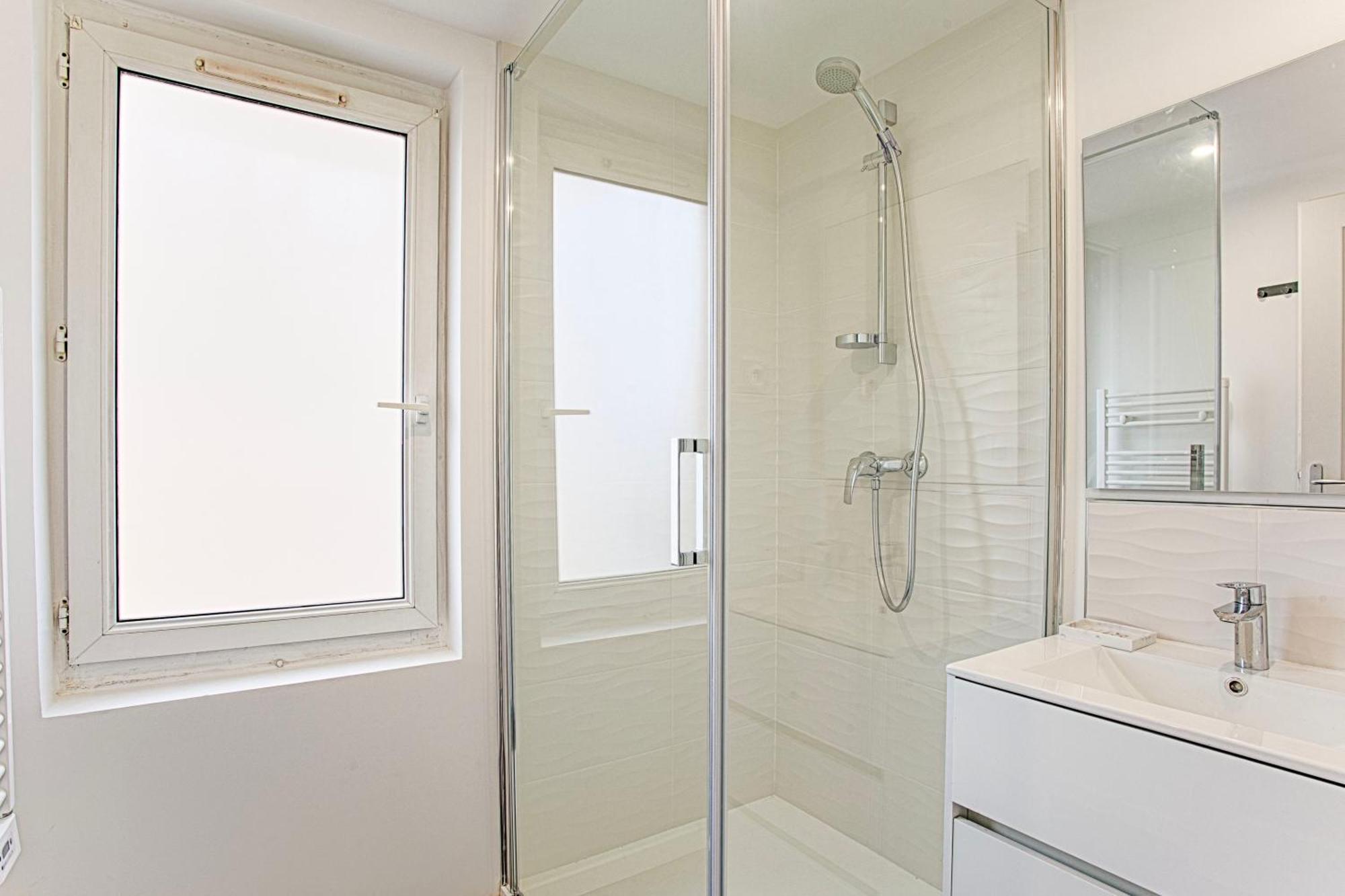 Le Havre - Quartier Des Docks Au Calme - Appartement T3 Entierement Renove ภายนอก รูปภาพ